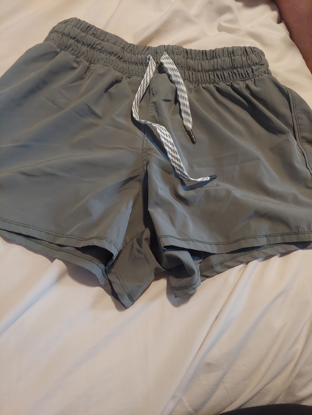 90 Degree by Reflex Lightstreme Everyday Lined Shorts Medium Sage Olive Green